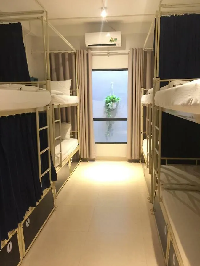 Backhome Hostel & Bar Hoi An